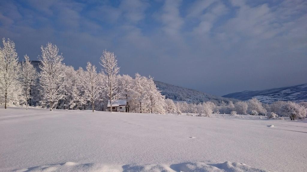 Farm Stay Čardaklije Kulen Vakuf Dış mekan fotoğraf