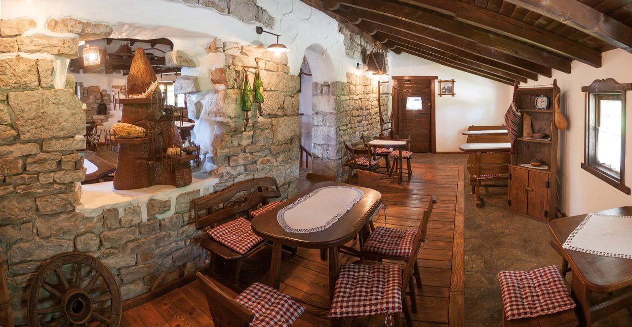 Farm Stay Čardaklije Kulen Vakuf Dış mekan fotoğraf